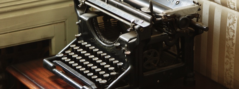 Media Old Typewriter 800x300